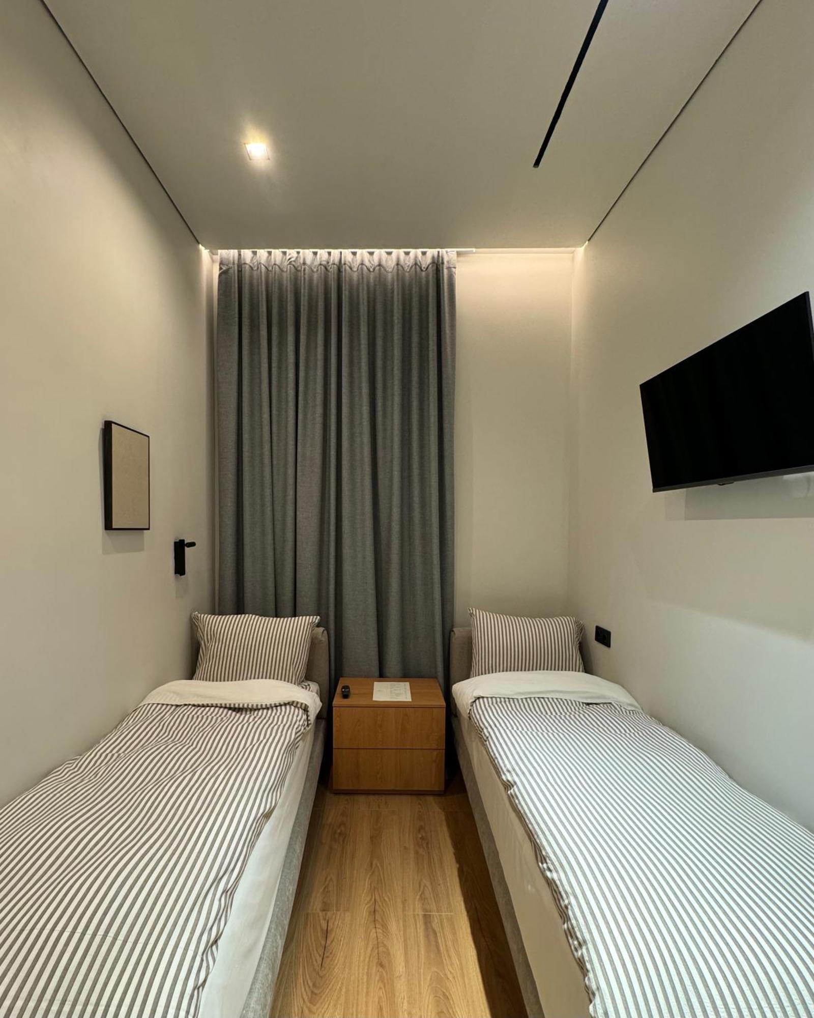 Mosh Mosh Boutique Hotel 阿拉木图 外观 照片
