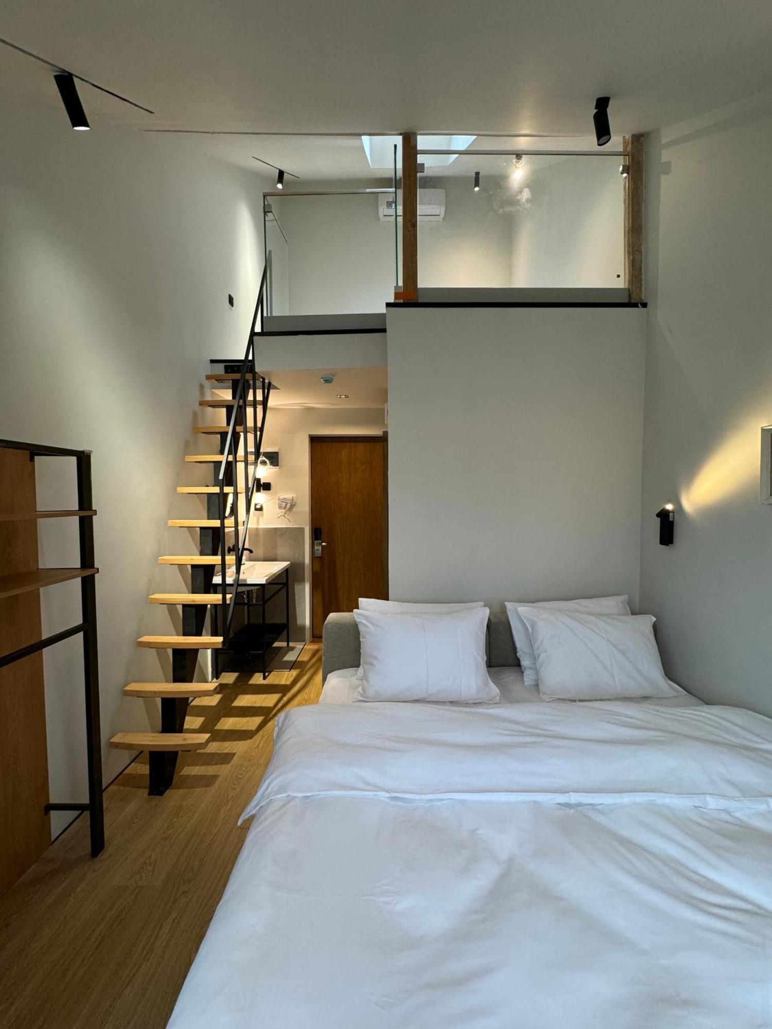 Mosh Mosh Boutique Hotel 阿拉木图 外观 照片
